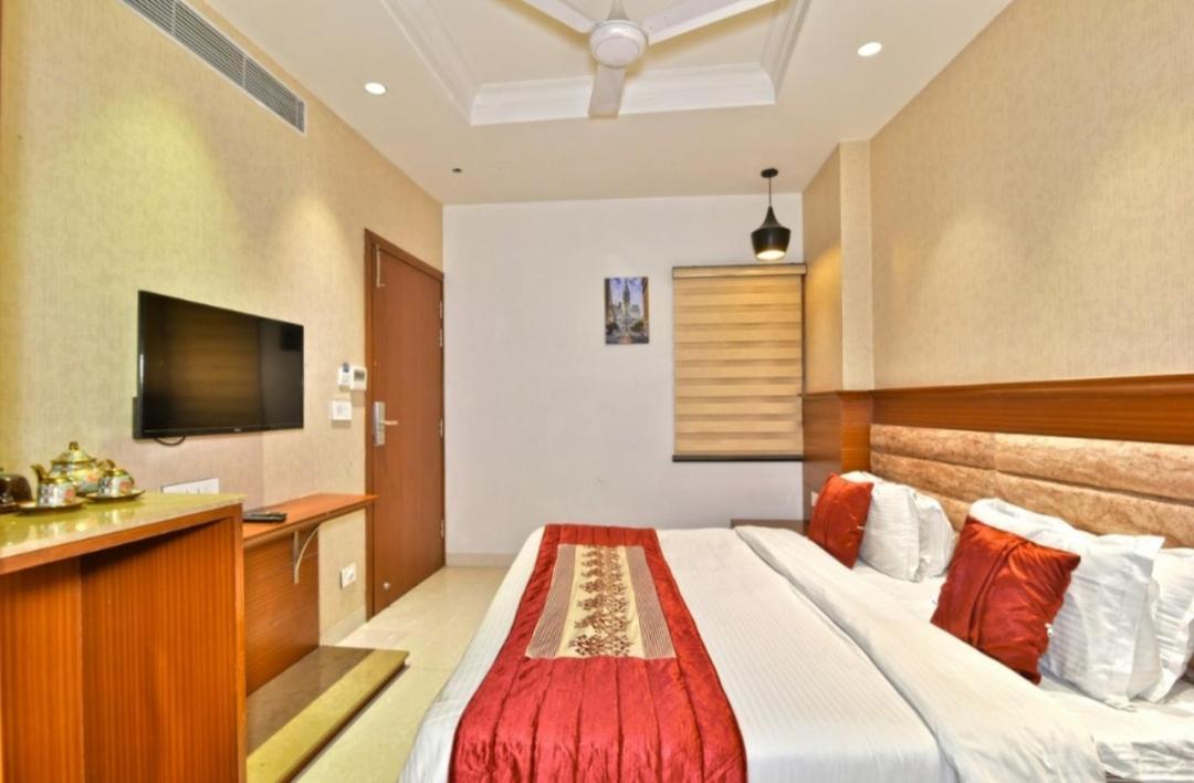 Hotel Highland Amritsar Bagian luar foto