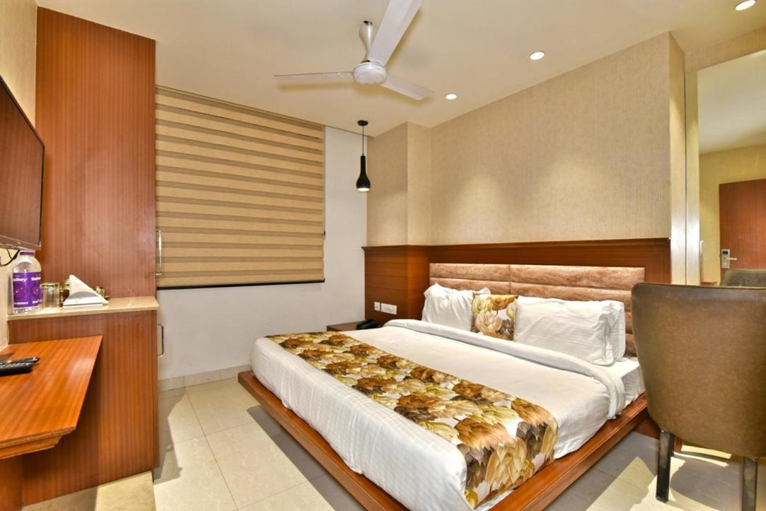 Hotel Highland Amritsar Bagian luar foto